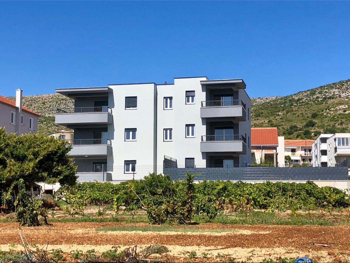 Apartment Tilda Trogir Exteriör bild